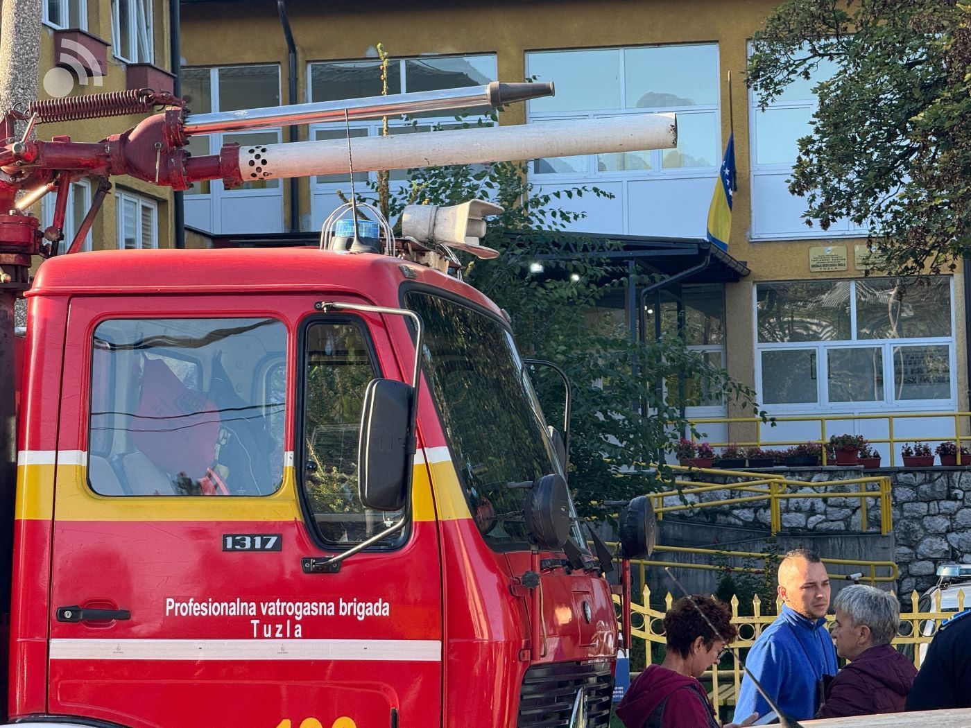 Maloljetnici u Tuzli dojavljivali bombe u školama, policija uputila apel roditeljima