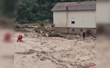 Tuzlanski kanton se stavio na raspolaganje poplavljenim mjestima u BiH