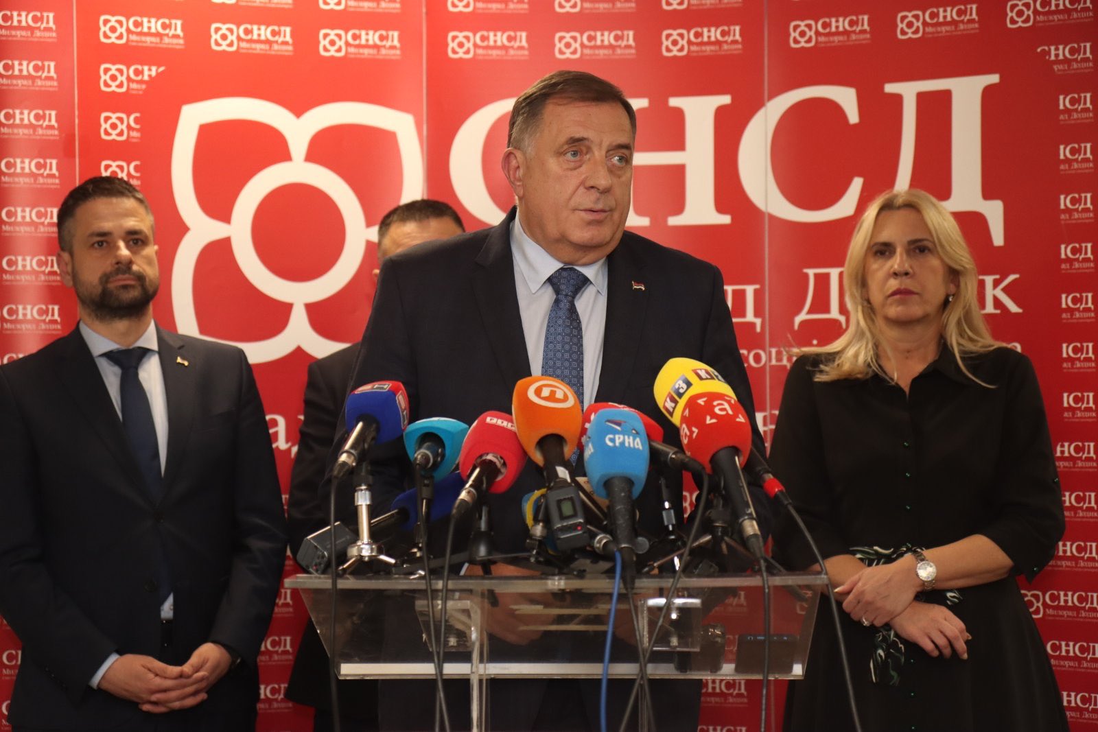 Dodik: SNSD neće biti dio vlasti, kandidati koji su bili na listi potpisat će izjavu o ostavci