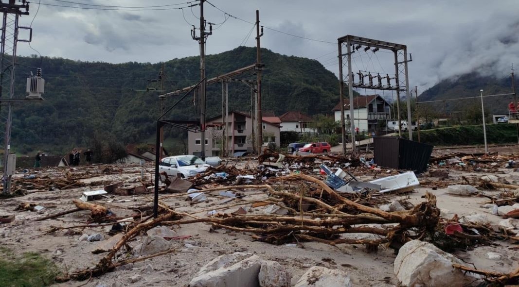 Tuzlanski kanton izdvaja 500 hiljada KM za pomoć stanovnicima poplavljenih područja