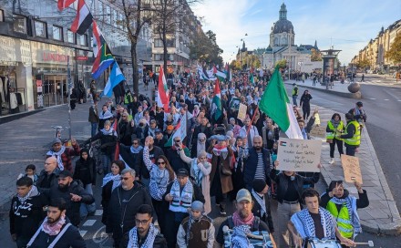 Stotine ljudi u Štokholmu protestovalo protiv izraelskih napada na Gazu i Liban