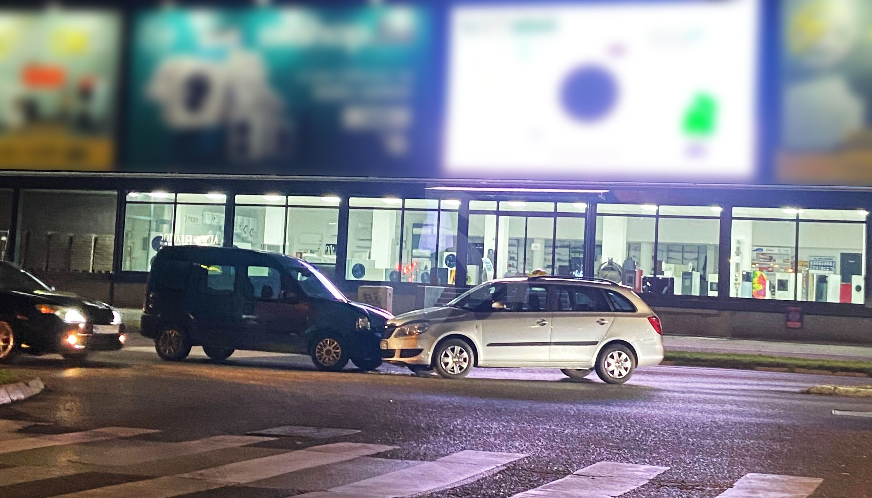 Saobraćajna nesreća u zapadnom dijelu grada, pričinjena materijalna šteta