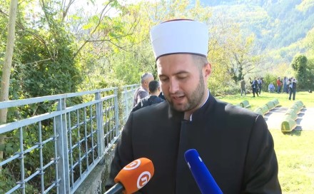 Efendija iz Donje Jablanice u suzama: Iza mojih leđa u tabutima se nalazi veliki dio mog džemata